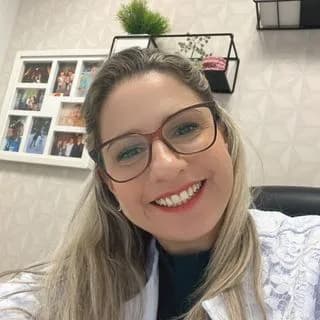 Foto de Dra. Juliana Muller
