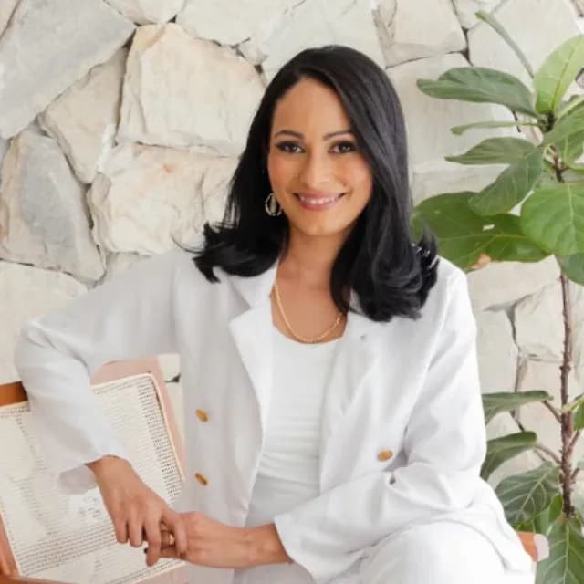 Foto de Dra Marília Araújo