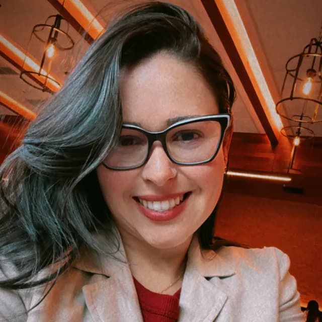 Foto de Dra. Talita Renalli