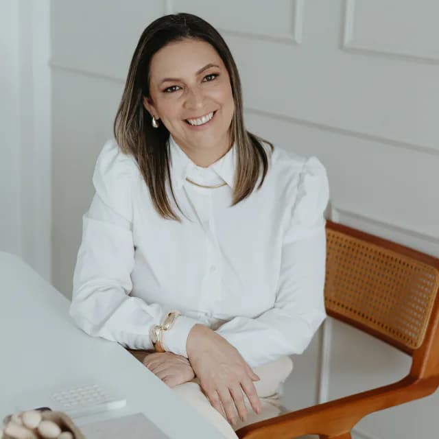 Foto de Dra Elisangela Moura